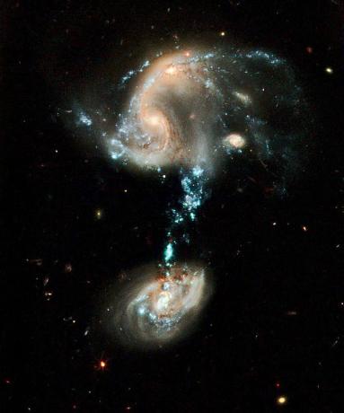 Spajanje galaksija