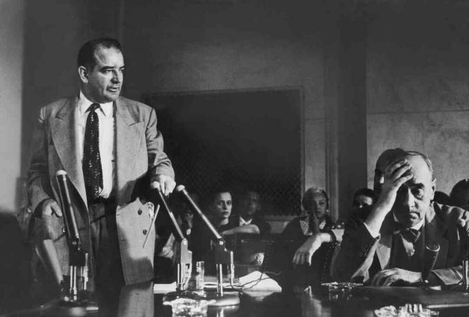 fotografija senatora Josepha McCarthya i odvjetnika Josepha Welcha
