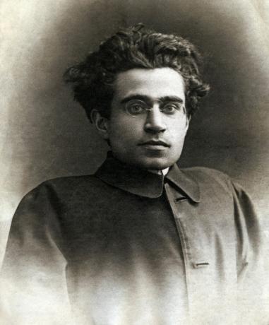 Antonio Gramsci (1891-1937), političar; prije nego što se pridružio Socijalističkoj partiji, tada jedan od osnivača Talijanske komunističke partije 1921. godine