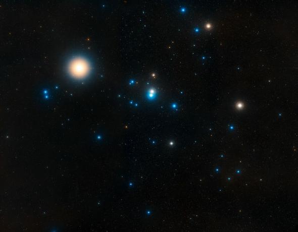 zvijezda aldebaran i zvijezda Hyades.