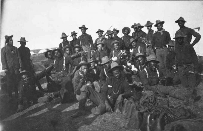 Vojnici u kampu Wikoff