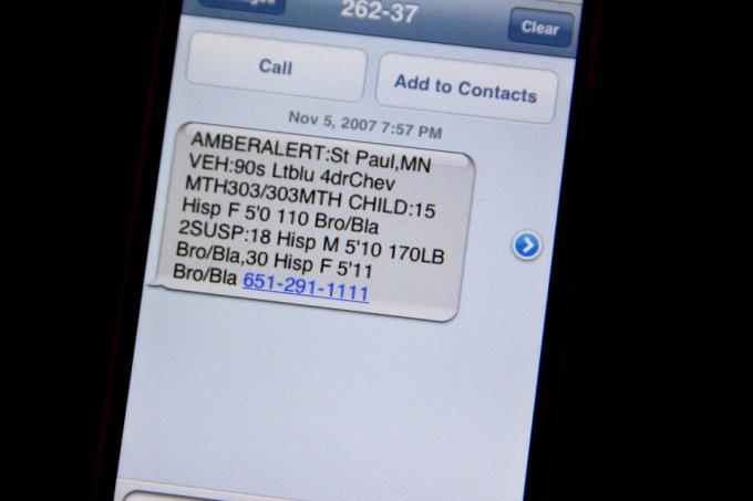 SMS poruka na iPhoneu koja najavljuje AMBER upozorenje